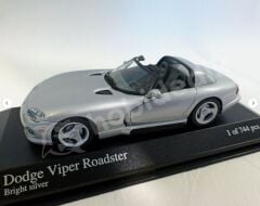 Minichamps 1:43 Dodge Viper Cabriolet 1993 – Bright Silver (430144034) | Die-cast Model Araba
