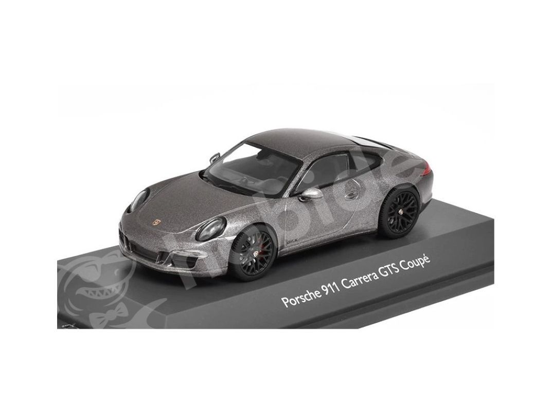 Porsche 911 GTS Coupe