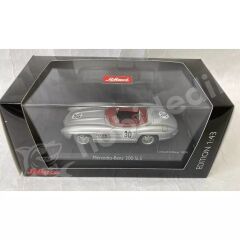 Schuco 1:43 Mercedes-Benz 300 SLS #30 (450247600) | Die-cast Model Araba (Sınırlı Üretim)