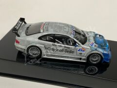 AutoArt 1:43 Mercedes-Benz CLK DTM #18 – DTM 2000 (B66961906) | Die-cast Model Araba