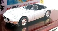 Johnny Lightning 1967 Toyota 2000 GT 007 - White
