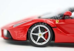 BBR 1:18 Ferrari LaFerrari– Rosso Corsa 322 Special Pack (BBR182221-9) | Model Araba