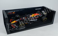 Minichamps 1:18 Red Bull Racing RB20 – Max Verstappen Winner Japanese GP 2024 (110240401) | Model Araba