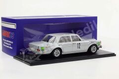 1:18 Mercedes Benz AMG 300 SEL 6.8 #12