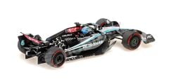 Minichamps 1:43 Mercedes-AMG F1 W15 #63 (410241263) | Die-cast Model Araba