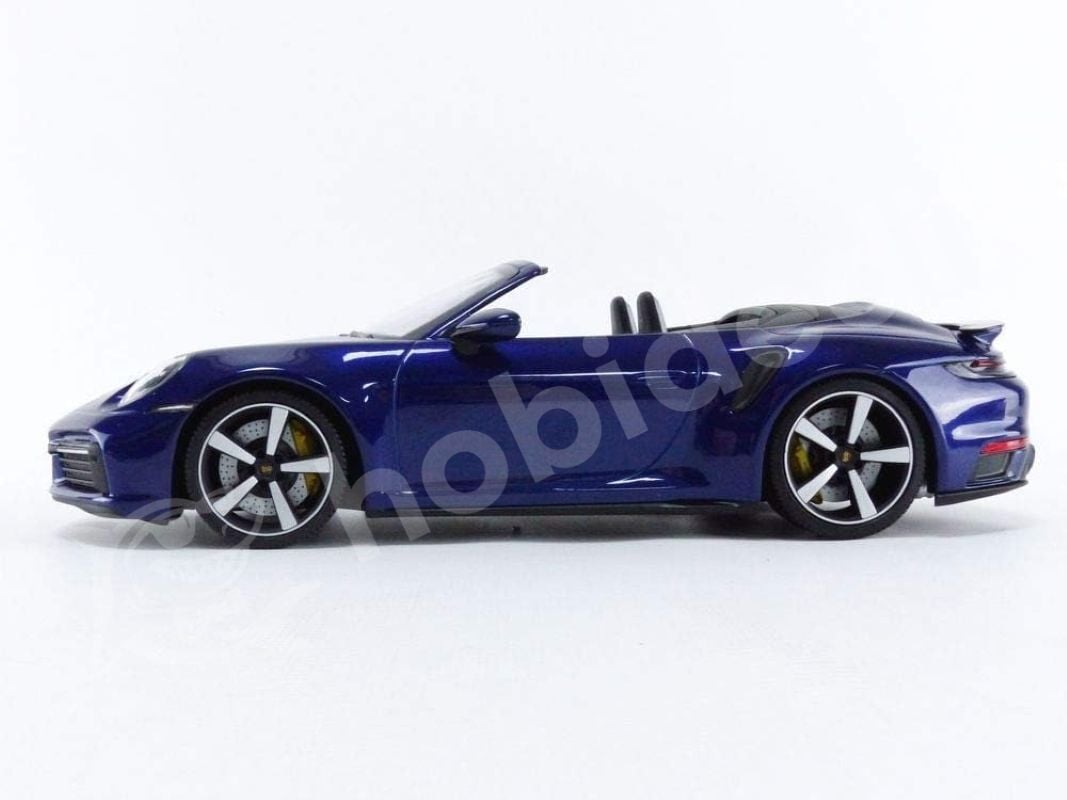 Minichamps 1:18 Porsche 911 (992) Turbo S Cabriolet (155069081) | Die-cast Model Araba