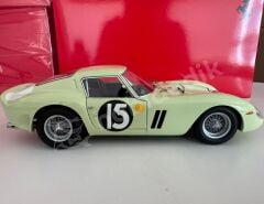 1:18 Kyosho KYO8438C0 Ferrari 250 GTO 1962 – #15
