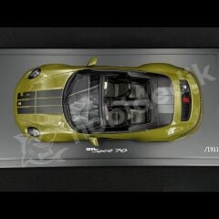 1:18 Spark WAP0210510SGTS Porsche 911 Spirit 70 Type 992 Cabriolet 2025 Olive Neo