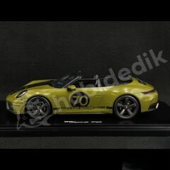 1:18 Spark WAP0210510SGTS Porsche 911 Spirit 70 Type 992 Cabriolet 2025 Olive Neo