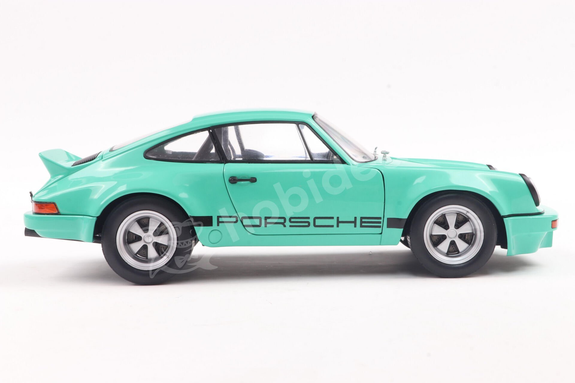 1:18 Solido S1810705 Porsche 911 Carrera RSR IROC – 1974 (Mint Green)
