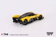 Mini GT 1:64 Aston Martin Valkyrie Sunburst Yellow (MGT00744-L) | Die-cast Model Araba