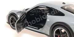 Minichamps 1:18 Porsche 911 (992) Dakar Coupé 2022 Green Metallic (110062071) | Die-cast Model Araba