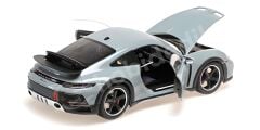Minichamps 1:18 Porsche 911 (992) Dakar Coupé 2022 Green Metallic (110062071) | Die-cast Model Araba