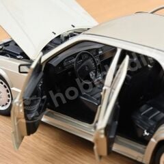 Norev 1:18 Mercedes-Benz 190E 2.3-16V 1984 – Smoke Silver (183831) | Die-cast Model Araba