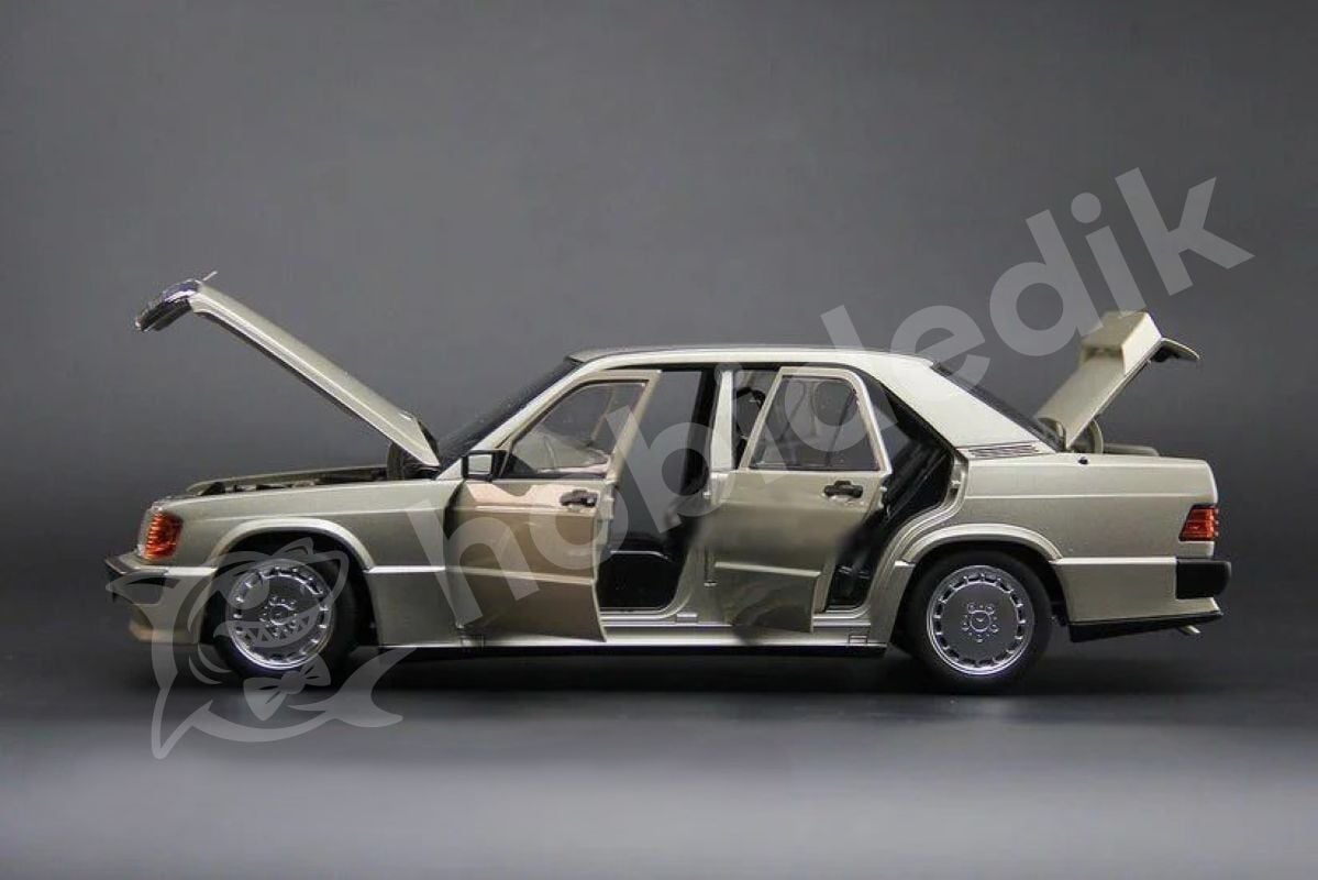 Norev 1:18 Mercedes-Benz 190E 2.3-16V 1984 – Smoke Silver (183831) | Die-cast Model Araba