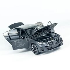 Minichamps 1:18 BMW 5-SERIES i5 (G60) 2023 Matt Grey (110023401) | Model Araba