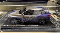 Spark 1:18 BMW iX5 Hydrogen “Surfacing – Es Devlin” (80435B6D531) | Model Araba