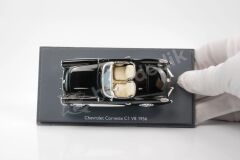 Schuco 1:43 Chevrolet Corvette C1 V8 1956 (43U00046) | Model Araba