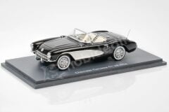 Schuco 1:43 Chevrolet Corvette C1 V8 1956 (43U00046) | Model Araba