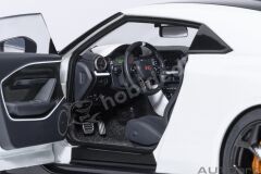 AutoArt 1:18 Nissan GT-R50 by Italdesign 2020 Beyaz Metalik (77511) | Model Araba