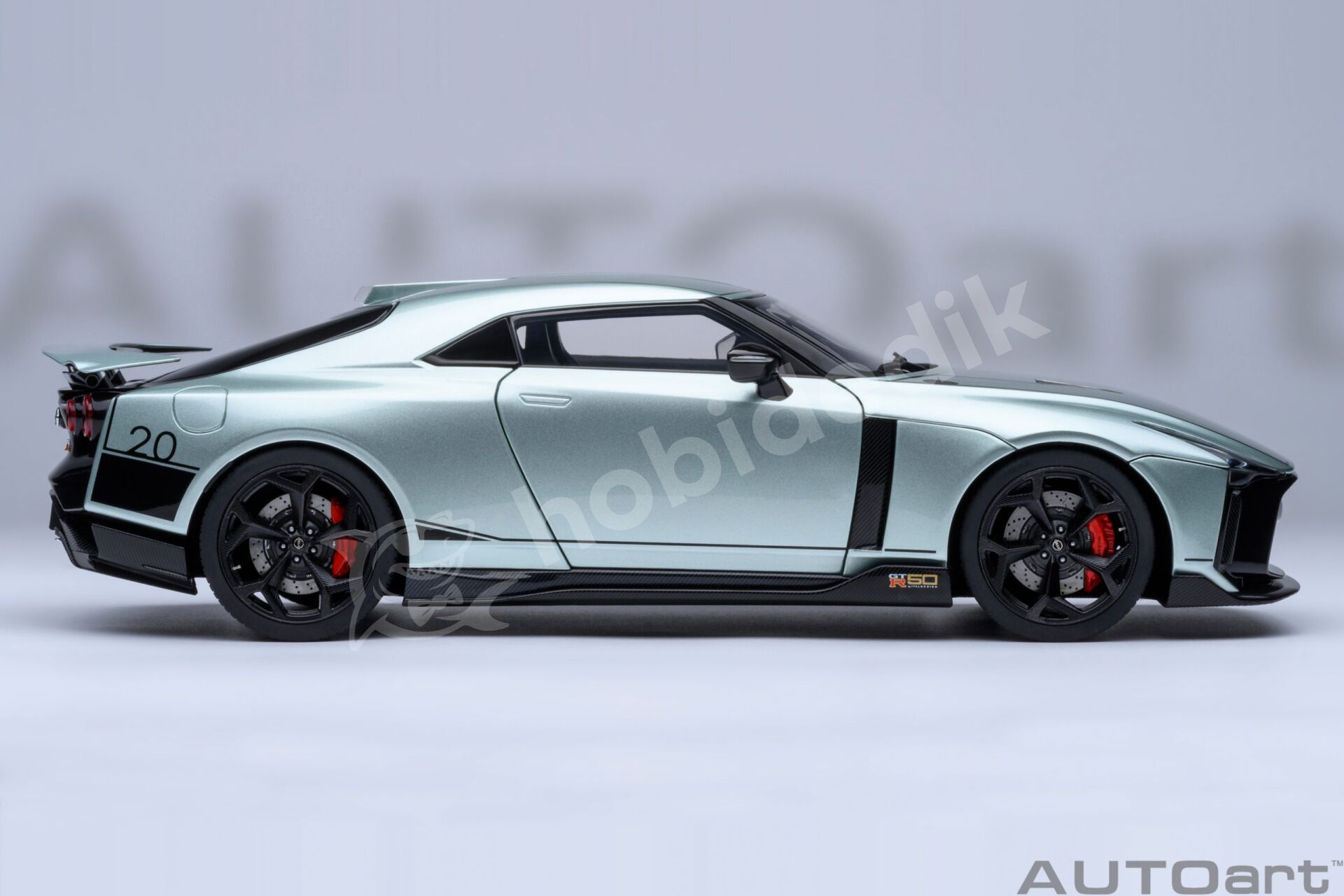 AutoArt 1:18 Nissan GT-R50 by ItalDesign Metalik Yeşil / Siyah (77512) | Model Araba