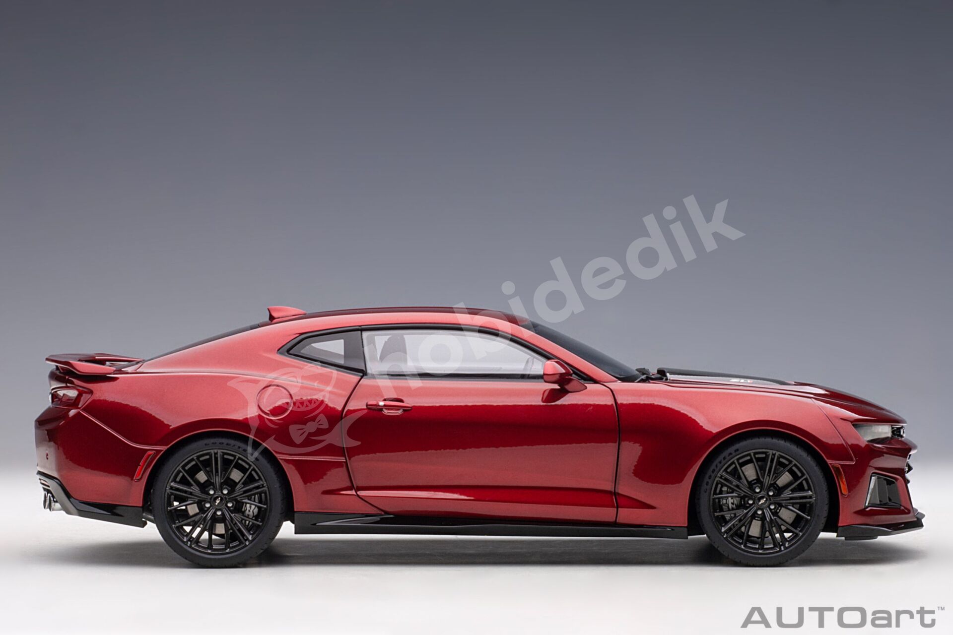 AutoArt 1:18 Chevrolet Camaro ZL1 2017 Garnet Red Tintcoat (71208) | Model Araba