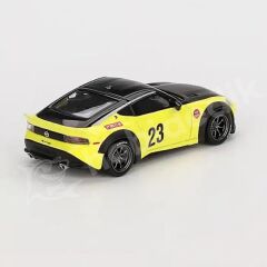 Mini GT 1:64 Nissan Z LB Nation Works Ikazuchi Yellow (MGT00826-L) | Model Araba