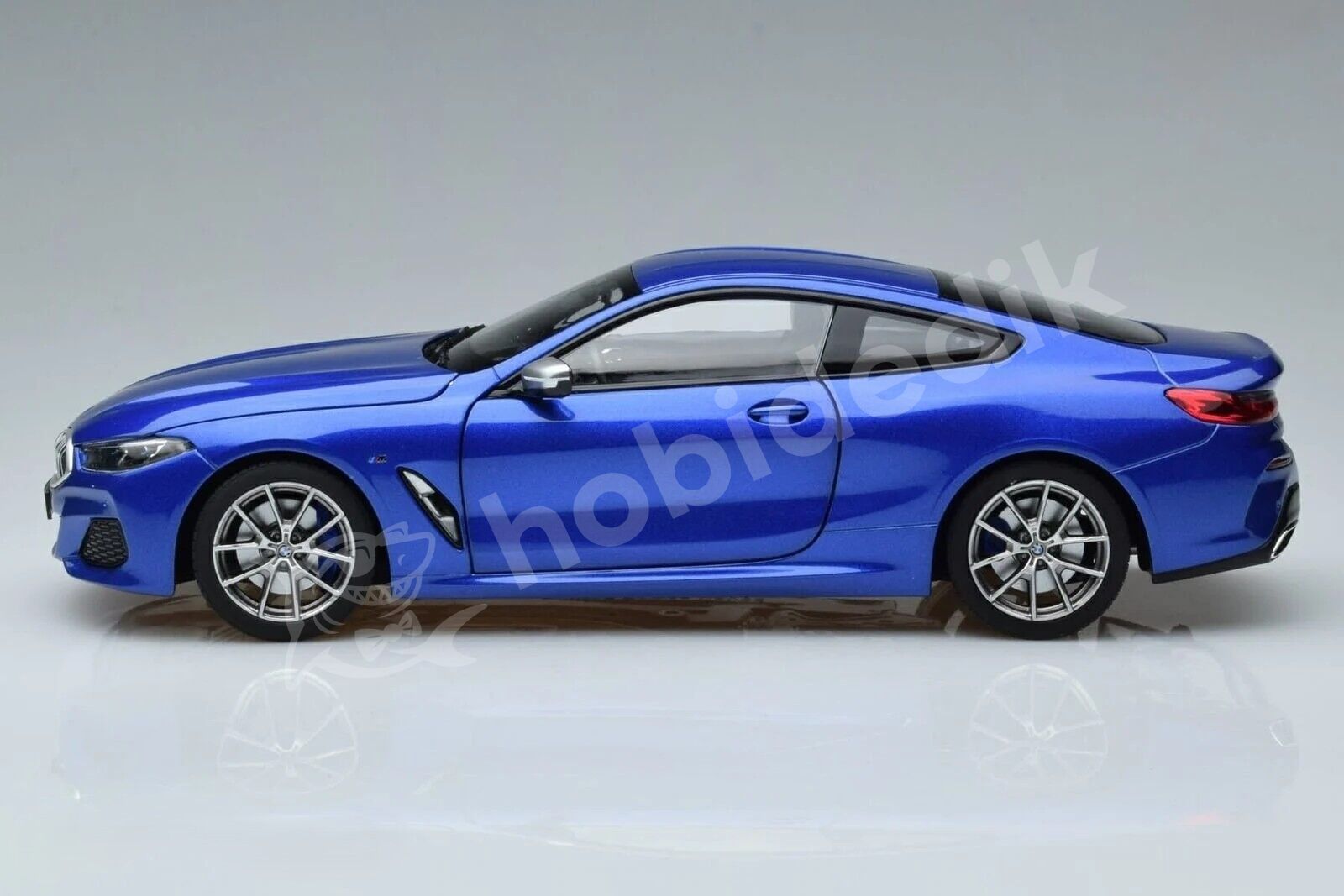 Norev 1:18 BMW M850i 2019 Blue Metallic (183286) | Model Araba