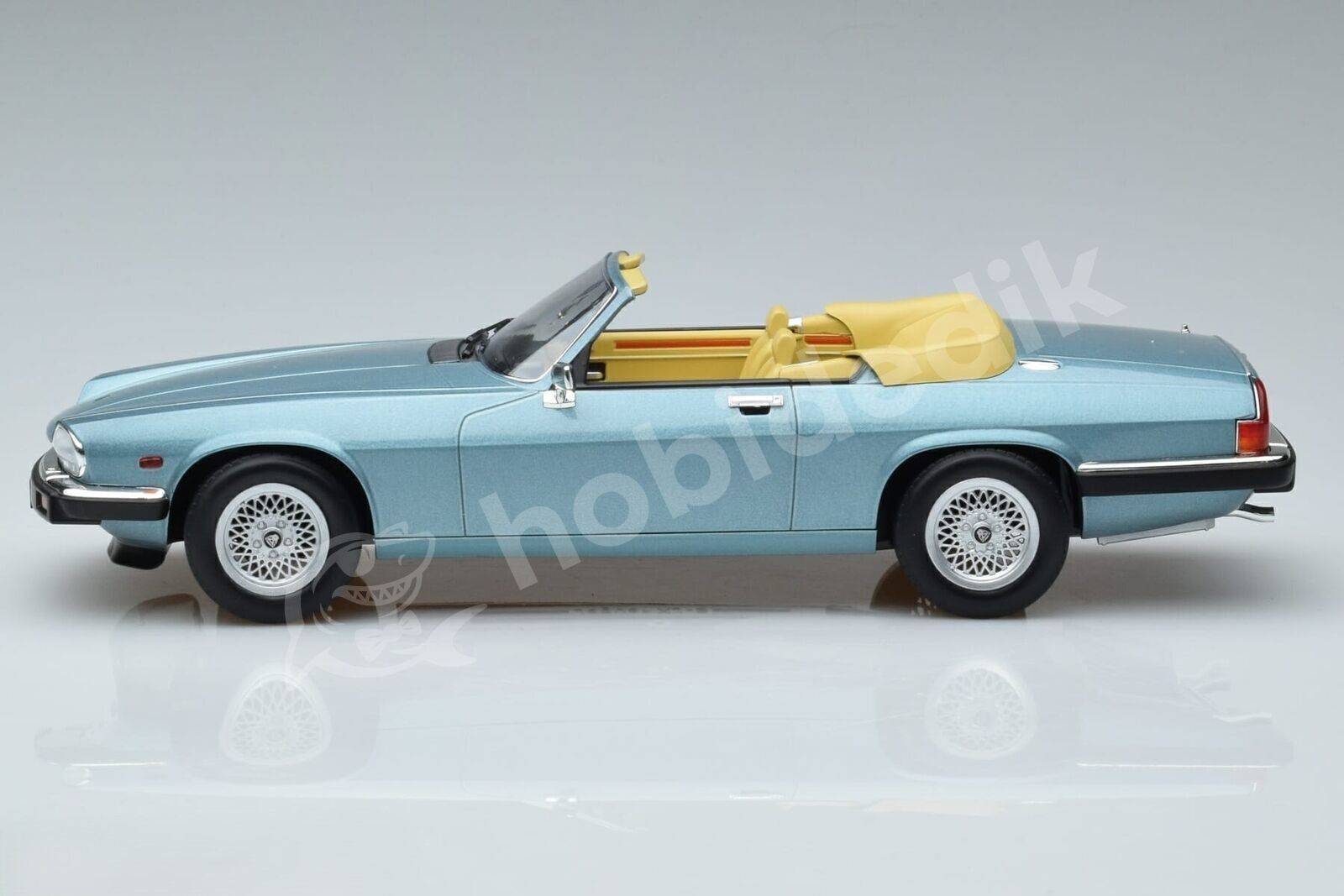 Norev 1:18 Jaguar XJ-S 5.3 H.E. Convertible 1988 (182635) | Model Araba