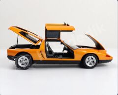 Norev 1:18 Mercedes-Benz C 111/II 1970 White Autumn Metallic (183050) | Model Araba