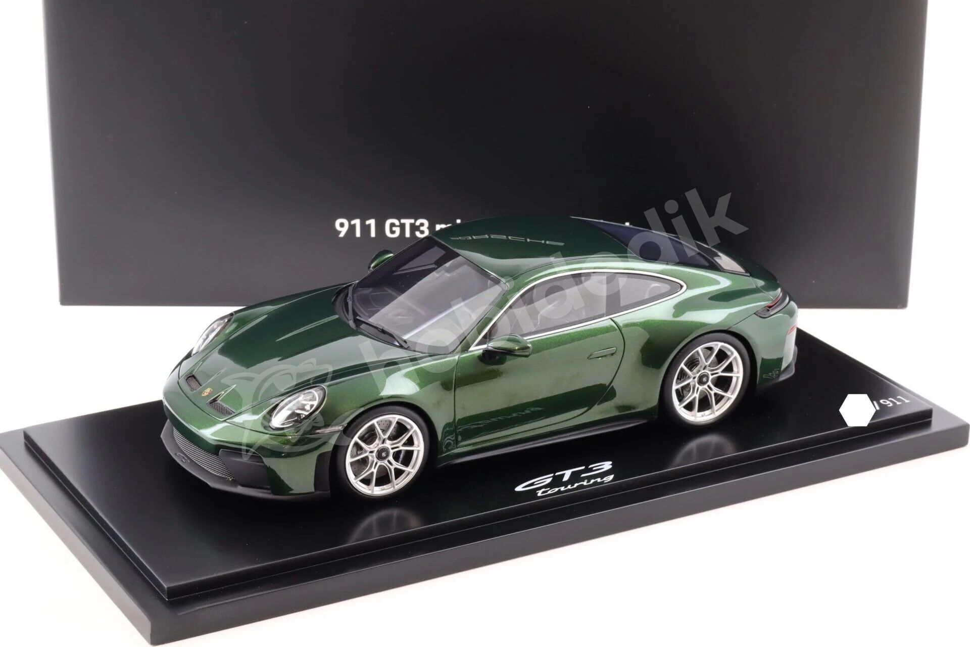 Spark 1:18 Porsche 911 (992.2) GT3 Touring (WAP0215220TGT3) | Model Araba