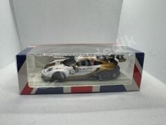 Spark 1:43 Porsche 911 GT3 Cup #42 2024 UK025 | Model Araba