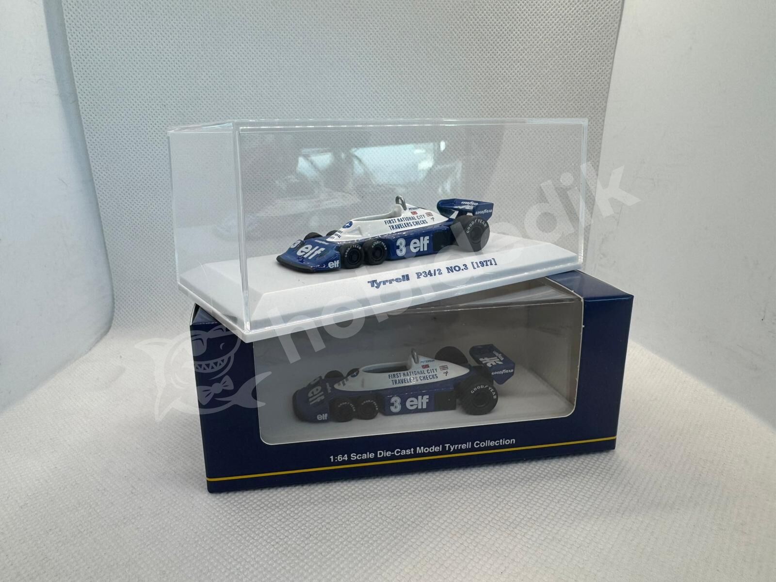 Kyosho 1:64 Tyrrell F1 P34/2 ELF 6 Wheeler #3 1977 Ronnie Peterson (07038B5) | Model Araba