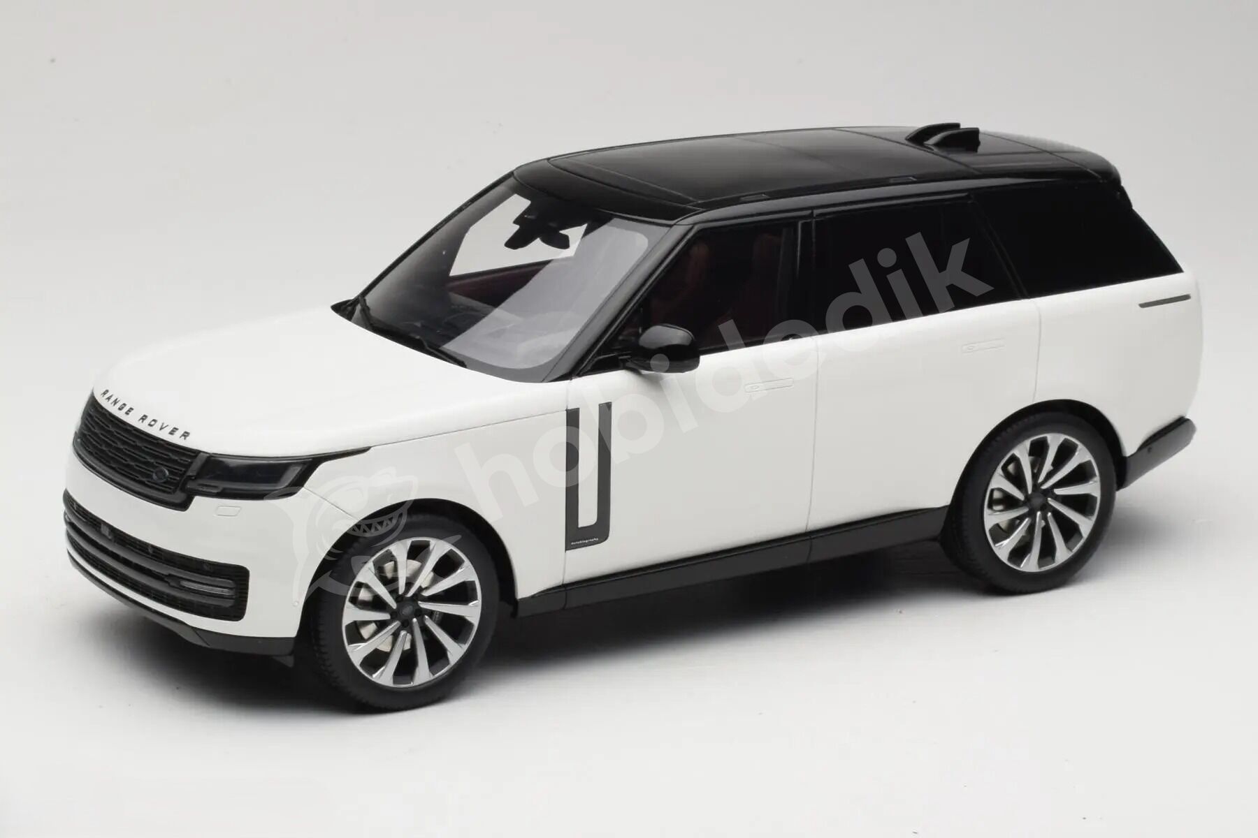 GT Spirit 1:18 Land Rover Range Rover P530 Autobiography (2024) (GT533) | Model Araba