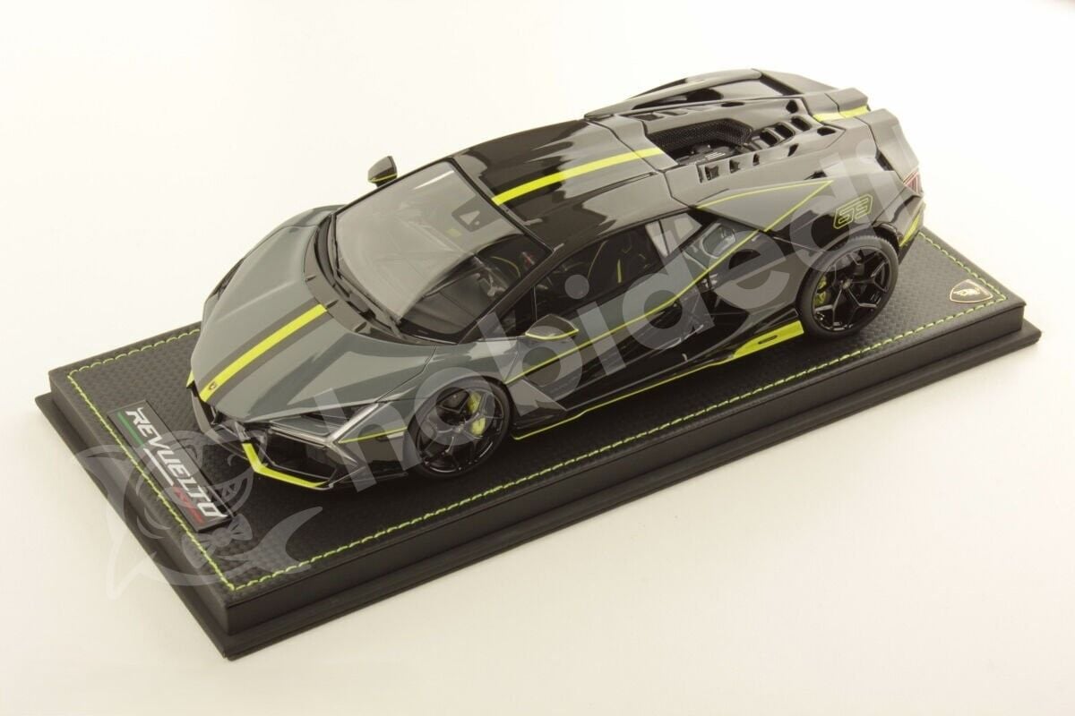 MR Collection 1:18 Lamborghini Revuelto (2023/2024) Grigio Telesto with Nero Noctis / Verde Scandal Livery (LAMBO058SE10) | Model Araba