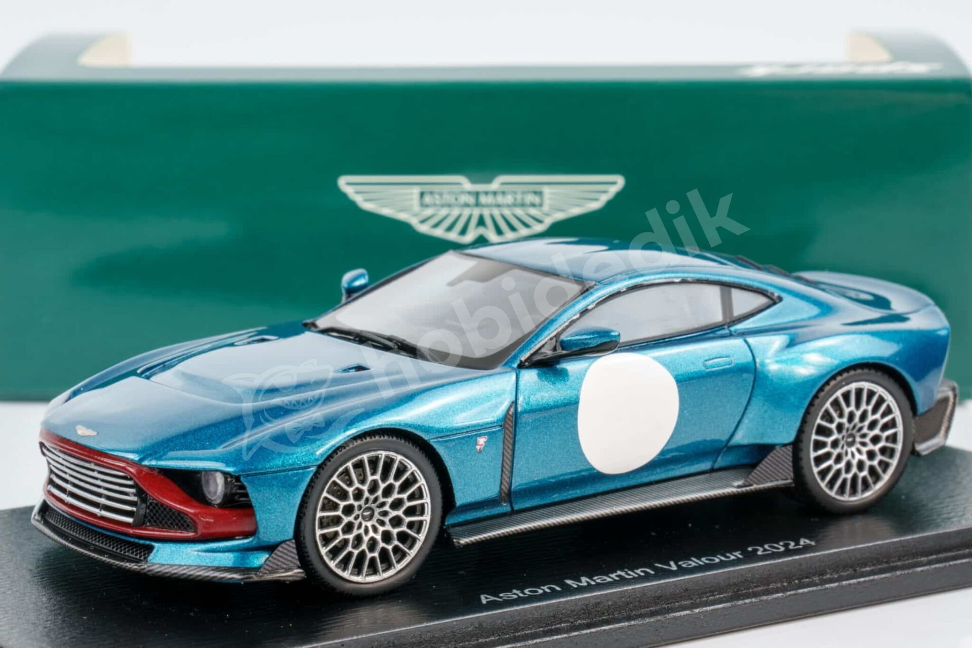 Spark 1:43 Aston Martin Valour (2024) Tayos Turquoise (S7844) | Model Araba