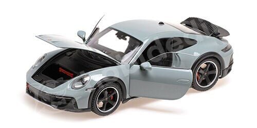 Minichamps 1/18 PORSCHE 911 DAKAR – 2022 – Yeşil Metalik - 110 062071