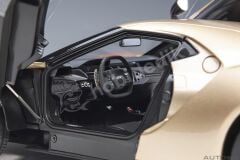 Autoart 1/18 Ford GT 2022 Holman Moody Heritage Edition (Holman Woody Gold) - 72928