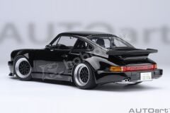 Autoart 1/18 Porsche 911 (930) Turbo Wangan Midnight “Blackbird” Comic #1 Version - 78158