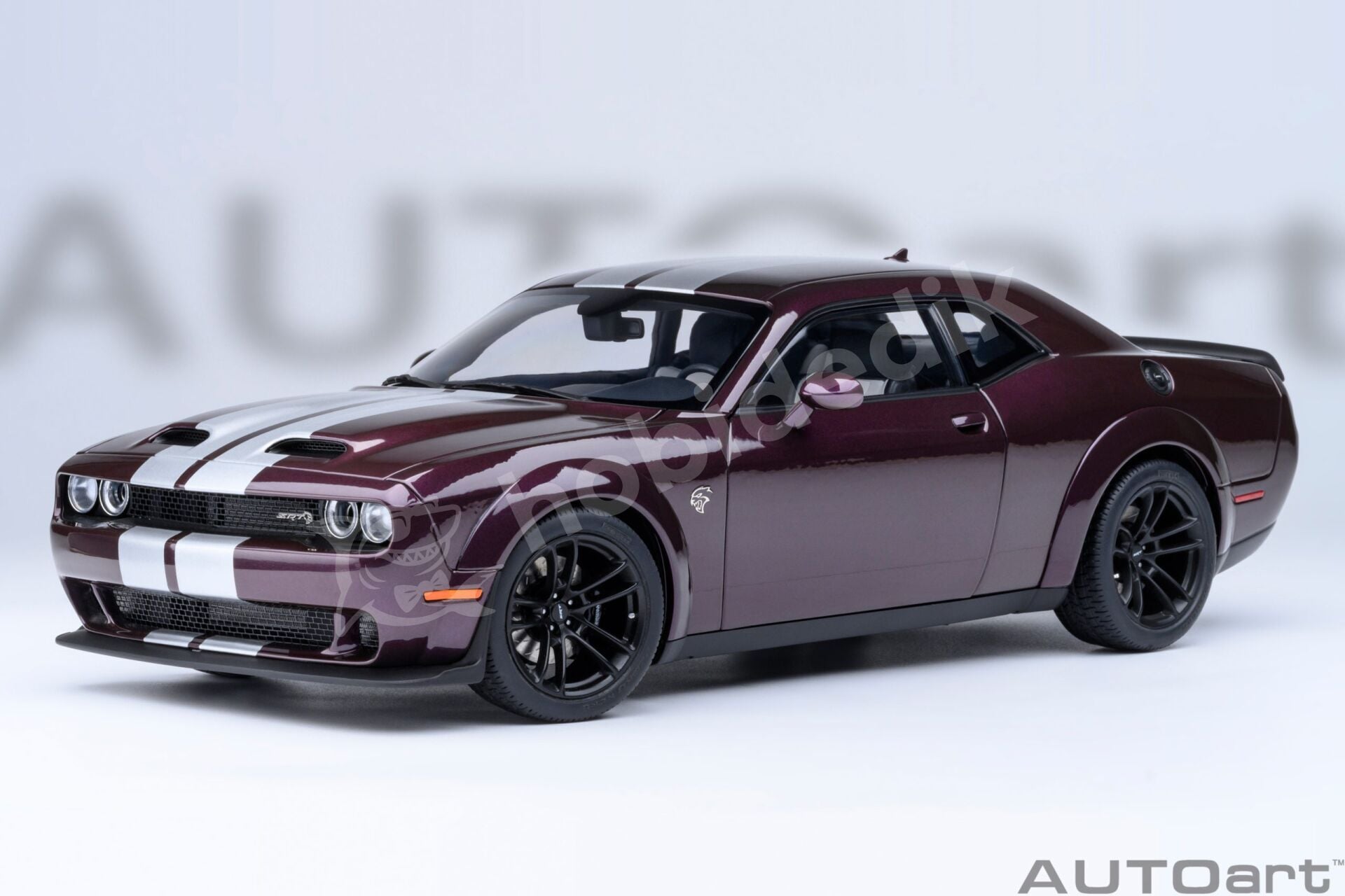 Autoart 1/18 Dodge Challenger SRT Jailbreak 2022 (Hellraisin) - 71762