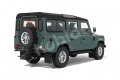 GT Spirit 1/18 Land Rover Defender 3 Station Wagon - Dark Green - GT527