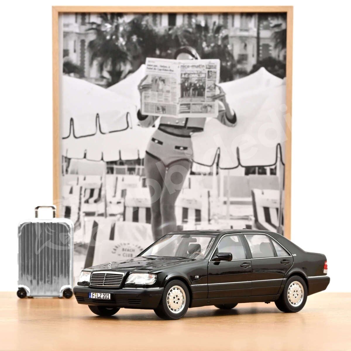 Norev 1/18 Mercedes-Benz S600 1997 Obsidian Black Metallic - 183045