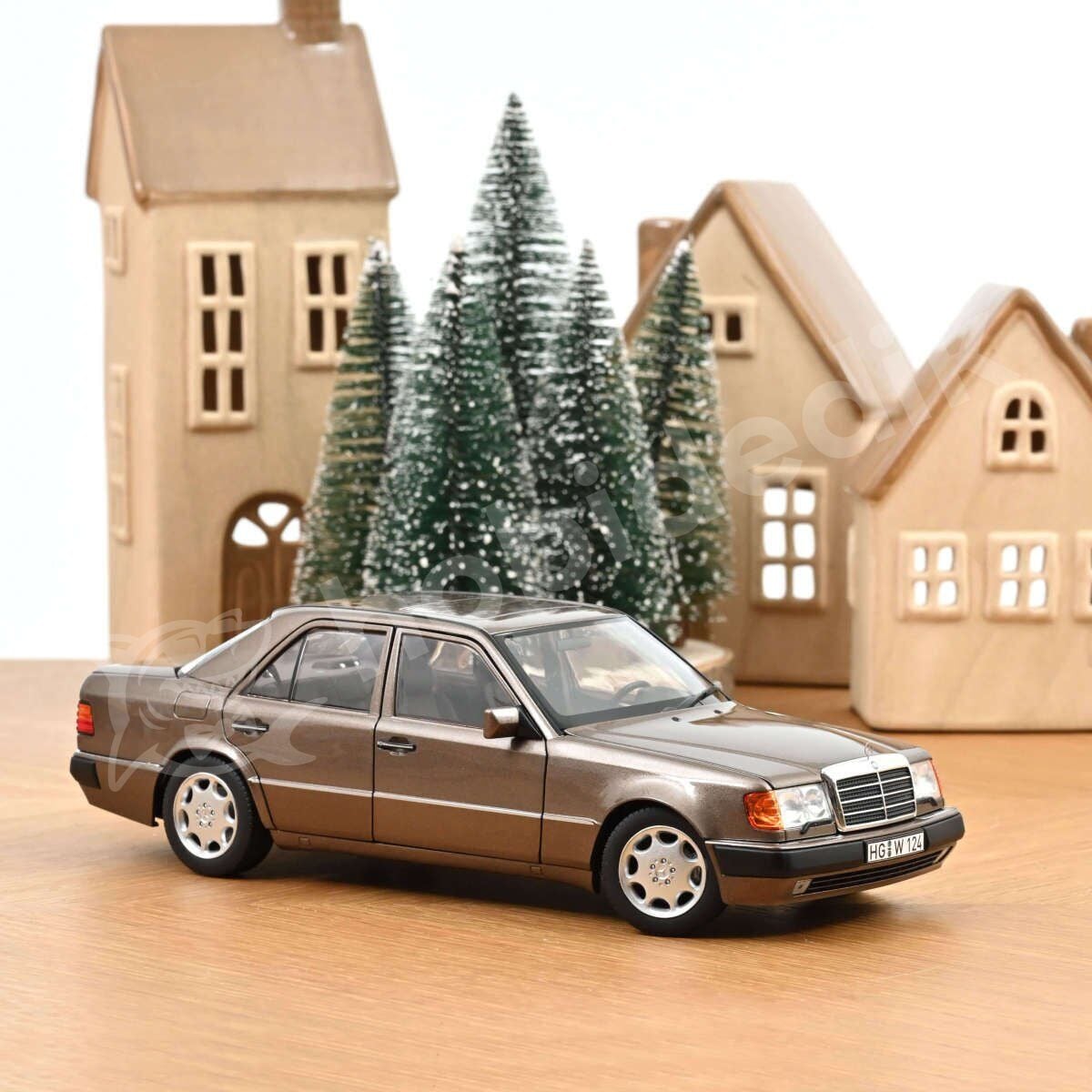 Norev 1/18 Mercedes-Benz 500 E 1990 Impala Mettalic - 183954
